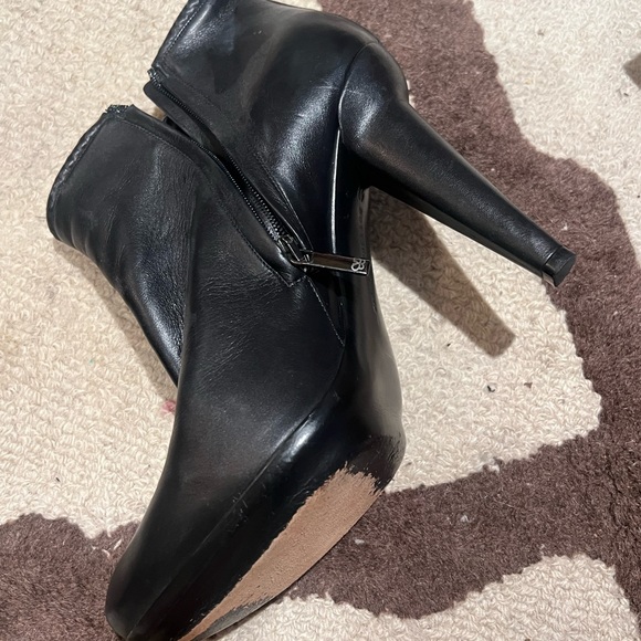 Bottega Veneta black leather high heel ankle boots size 40 - Picture 2 of 7